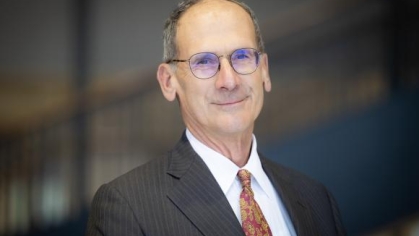 Robert Steinbaum, Associate Dean for Advancement (Newark)